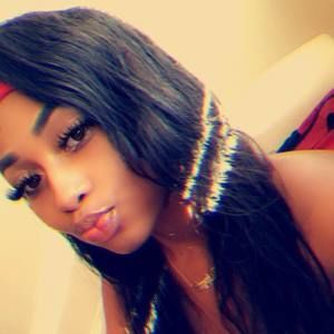 Meet your Posher, Mya